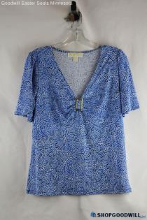 Michael Kors Women's Blue Swirl Patterned Buckle V Neck T-shirt - Size M