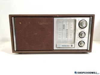 SOUNDESIGN CORP. 30-30 AM/FM/TV1/TV2/WEATHER BAND TABLE RADIO-POWERS ON