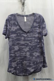 Athleta Women's Purple Camo Print V-Cut T-Shirt SZ M