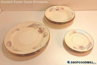 (C) 12pc Nautilus Eggshell Dinnerware Set Rose Pattern