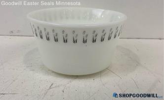 White Milk Glass Black Wheat Design Mixing Bowl 9.5" Vintage Kitchenware Cooking