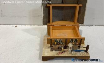 Swiss Movement Cuendet Music Box Powered on