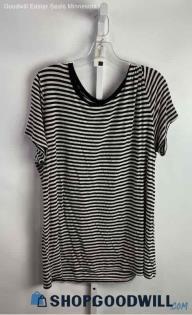 Torrid Women's Gray/Black Striped Lightweight Jersey Knit T-Shirt - Sz 2X