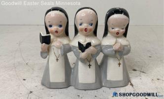 Vintage Shafford "Three Little Sisters" Singing Nuns 5B/220 Figurine