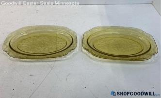 2 Unlabeled Yellow Glass Oval Serving Platters Trays Each 12" X 9" X 1"