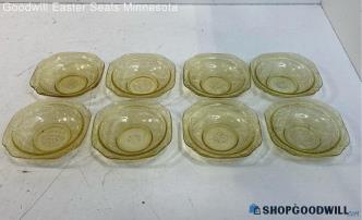 8 Unlabeled Yellow Glass Bowls Each 5" Square