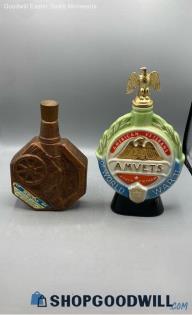 2pc Jim Beam 1970 American Veterans Wwii & Glass Revolutionary Decanter Bottles