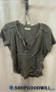 Lucky Brand Women's Graphite Gray V Neck Cropped T-shirt - Sz L