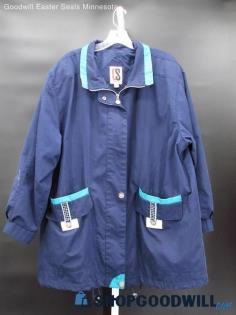 Vintage CS Essentials Men's Navy Blue Windbreaker Size 1XL