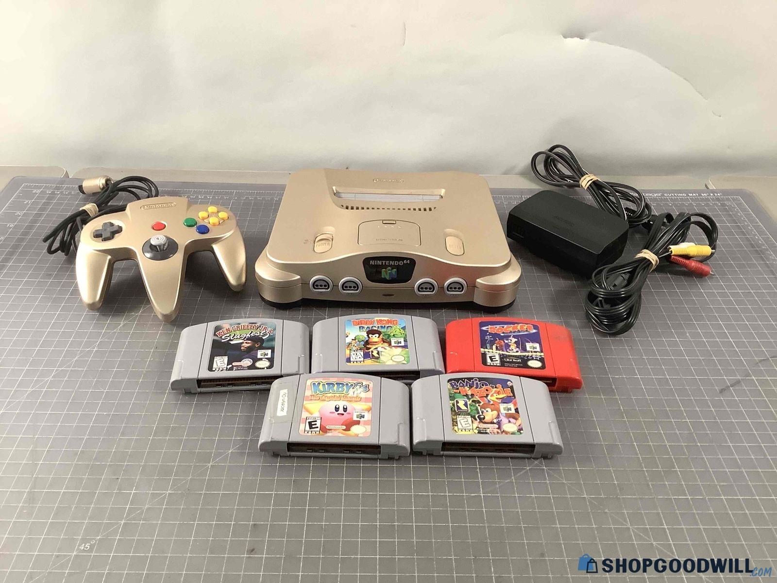 Nintendo 64 Toys R Us Limited Edition Gold Model Game Console Bundle ...