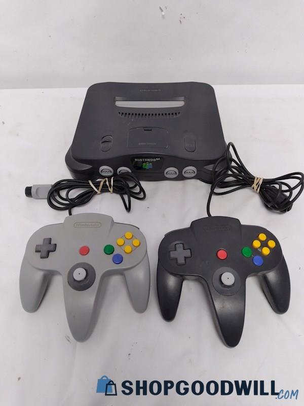 Nintendo 64 With Controllers | ShopGoodwill.com