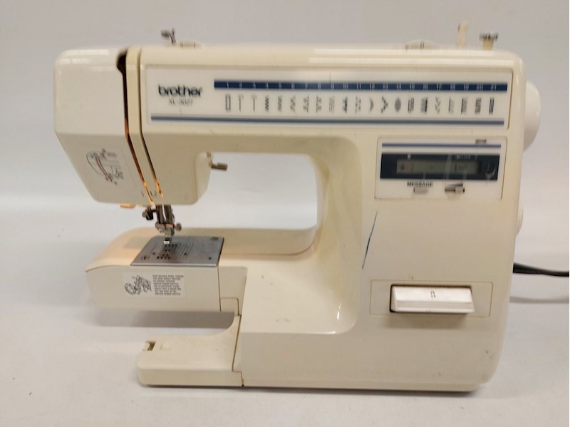 Brother Xl-3027 Sewing Machine 2pc - Shopgoodwill.com