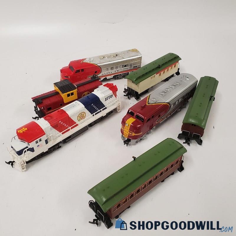 Ho Scale Train Engines And Passenger Cars 7pc | ShopGoodwill.com