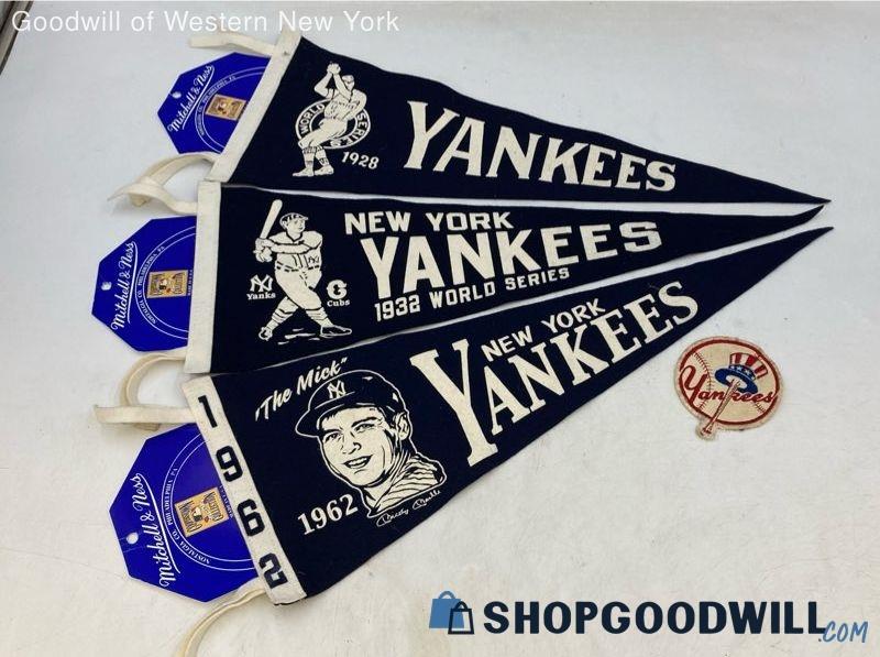 3 Mitchell & Ness New York Yankees Pennant Flags W/ Patch ...