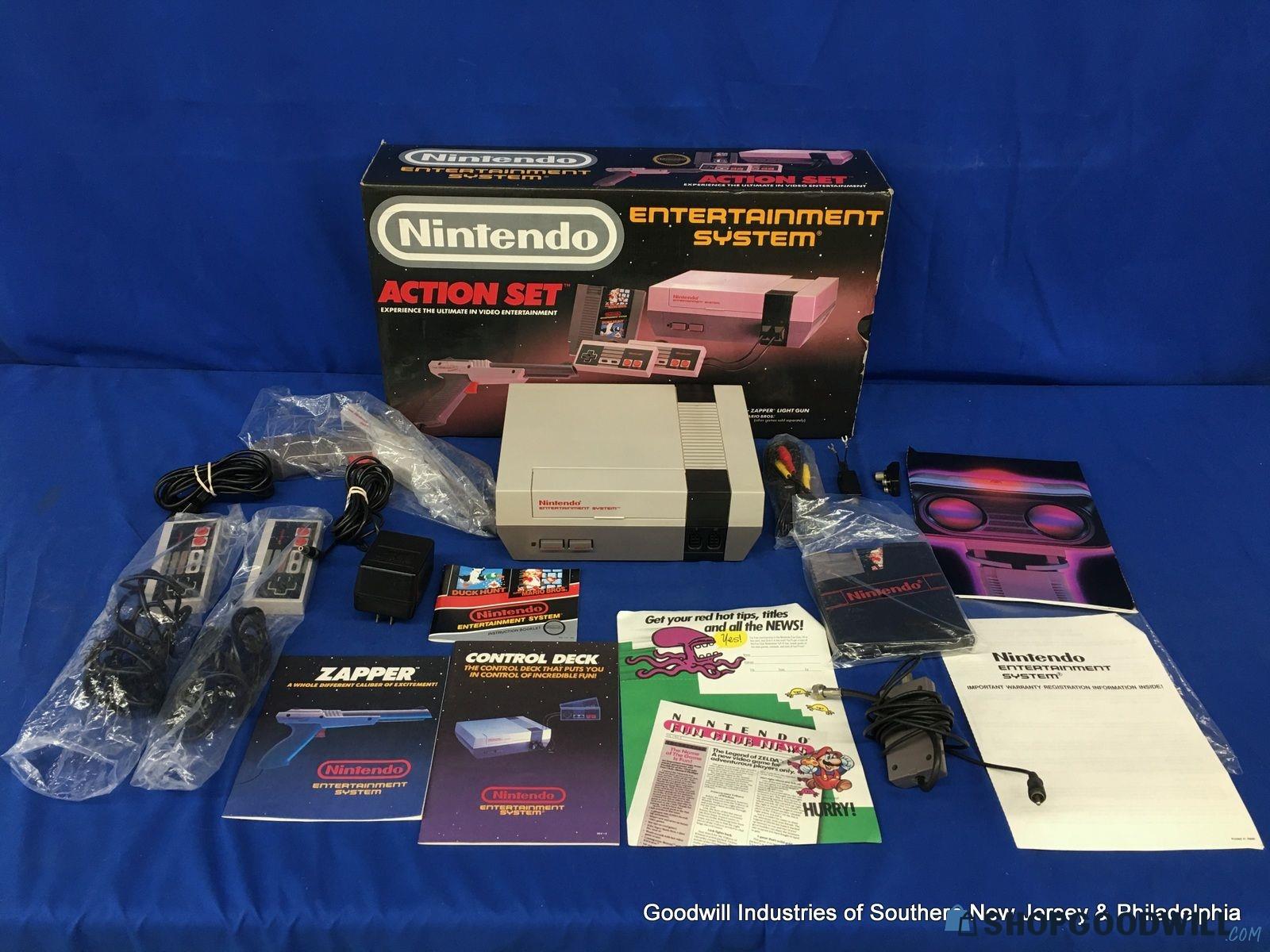 Nintendo NES Action Set Console Complete w/ All Inserts IoB-Tested ...