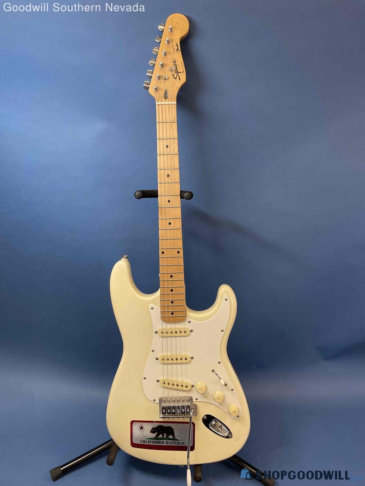 VN Squier Stratocaster