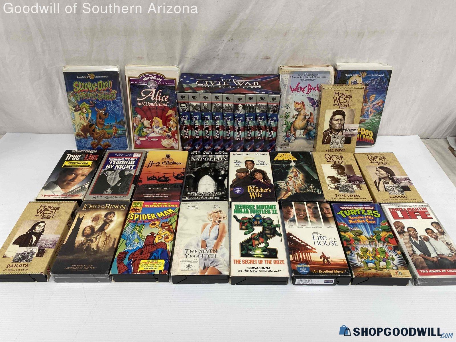 Lot of Assorted VHS Tapes - Scooby Doo, Civil War, True Lies, LOTR ...