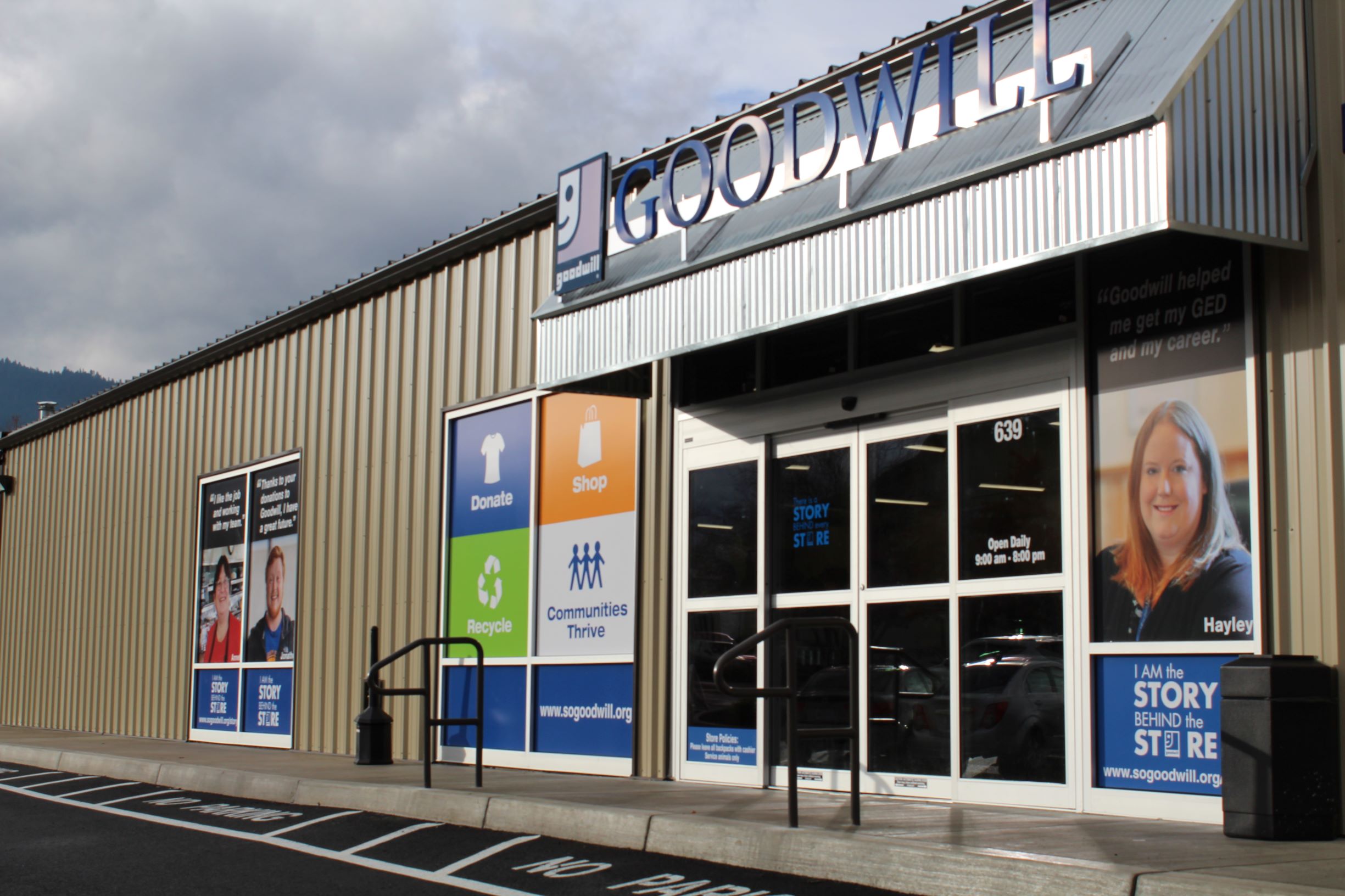 Southern Oregon Goodwill Industries - shopgoodwill.com