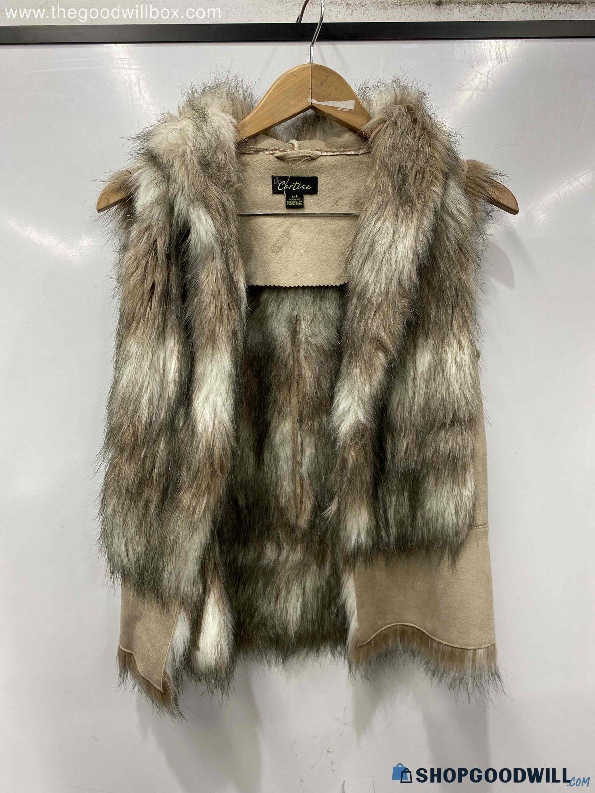 CARTISE FUR JACKSET FOR WOMEN SIZE S - shopgoodwill.com