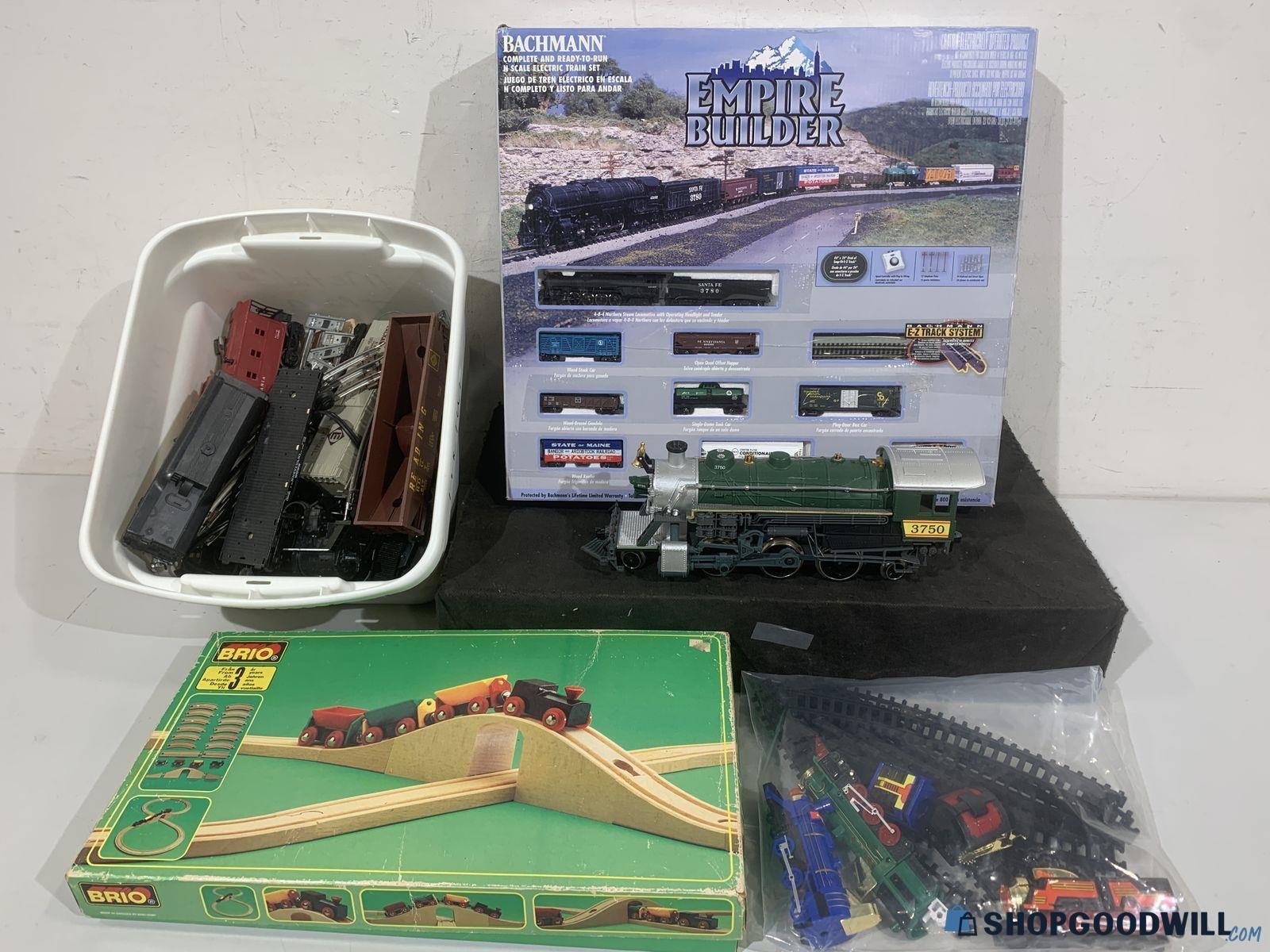 Collectible Trains Lot 5+pc Incl. Wooden Train Set, N Scale Electric ...