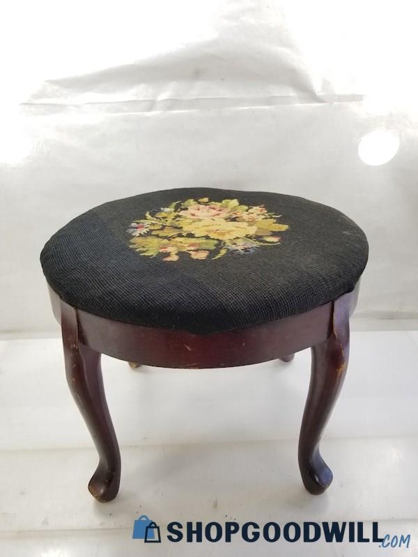 Vintage Wood Round Footstool Hassock Ottoman W/ Floral Needlepoint ...