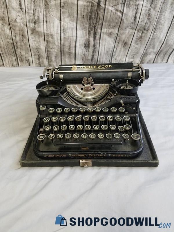 Vintage Underwood Standard Four Bank Keyboard Portable Typewriter ...