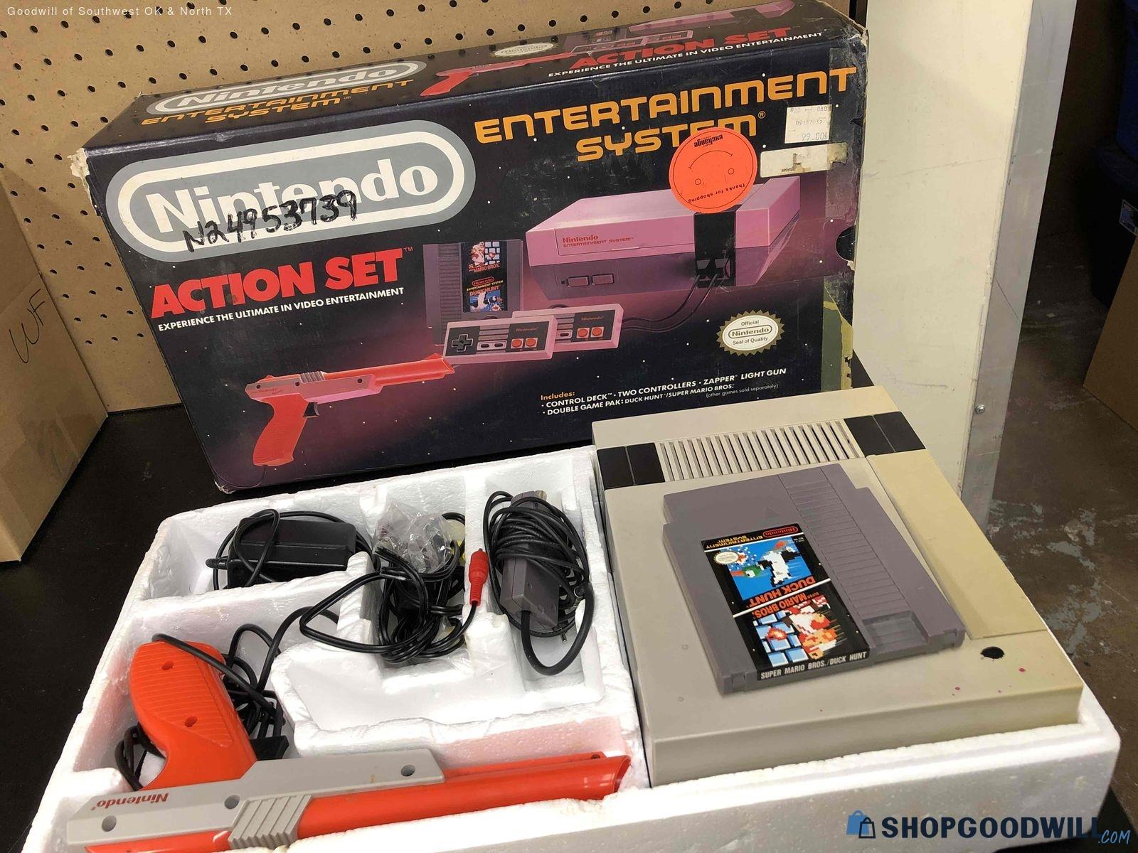 Nintendo NES action set - shopgoodwill.com