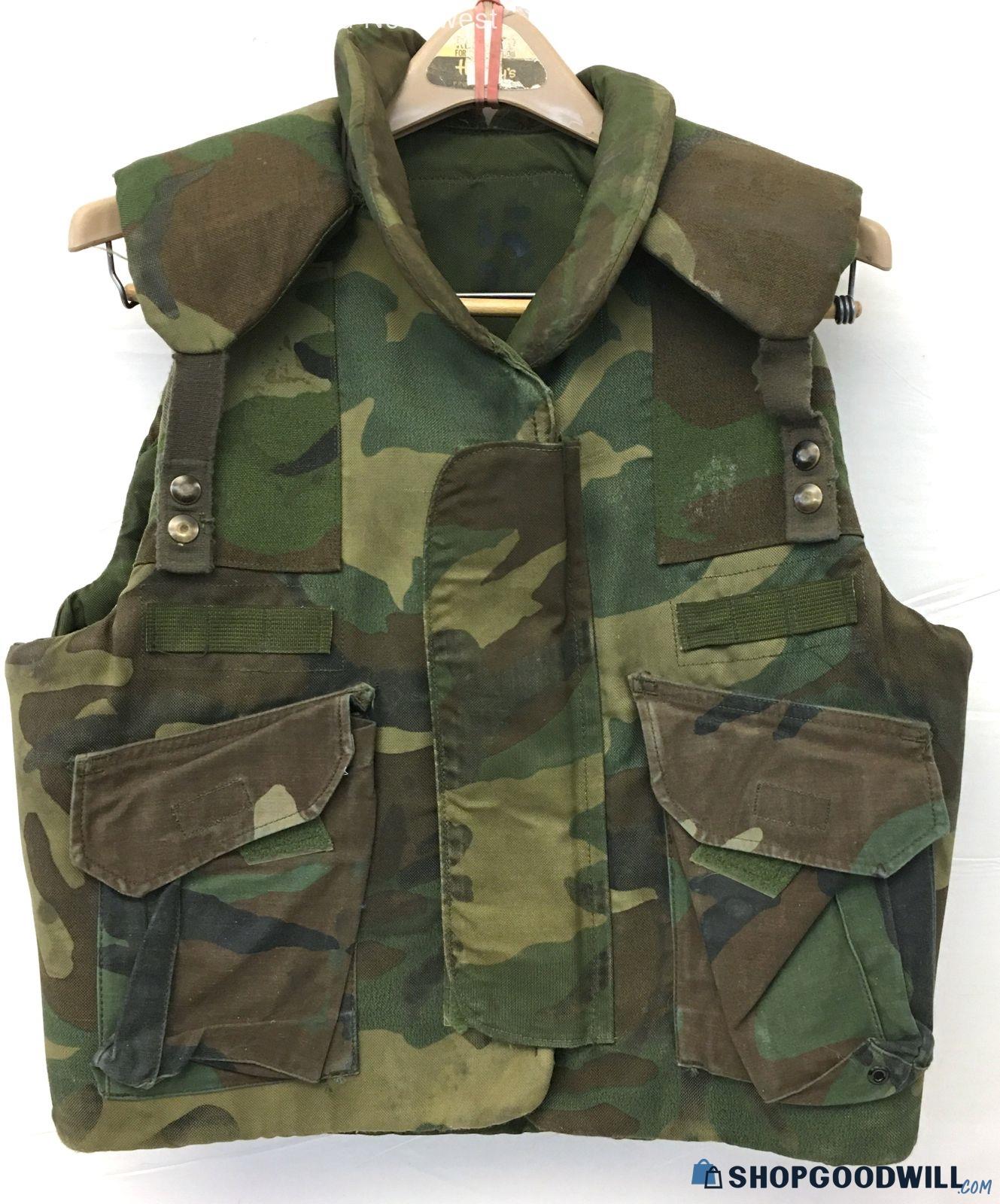 U.S. Military Green Camo Fragmentation Protective Body Armor Vest MD ...