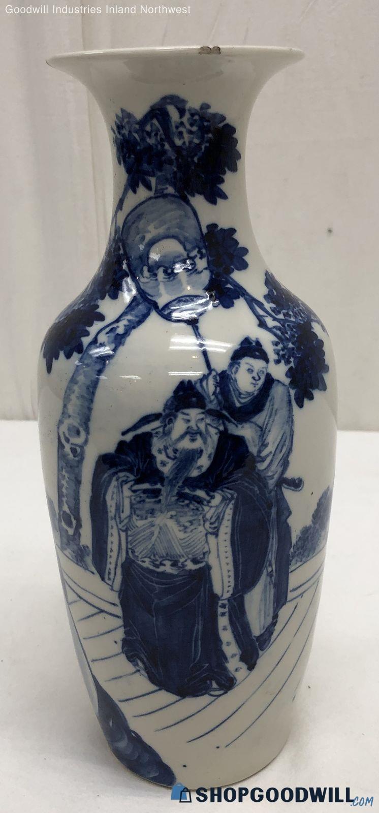 Decorative White And Blue Eastern Style Patterned Pottery Vase ...