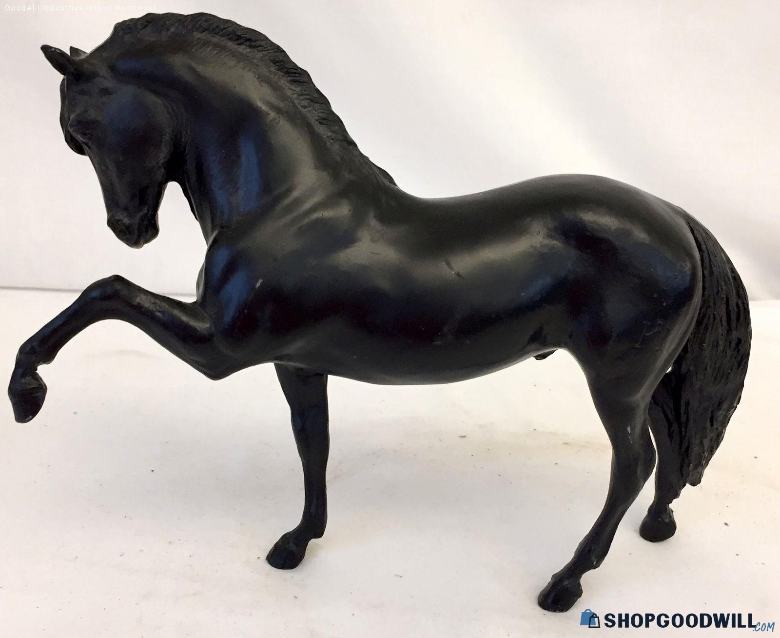 Breyer Traditional Series Legionario III Eclipse Horse Toy ...