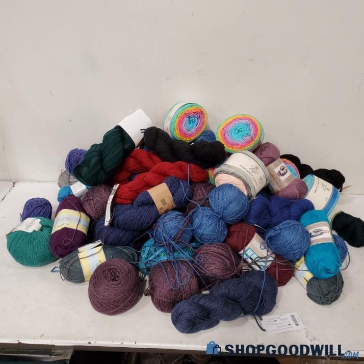 14x14x14 Box Full Of Skeins Of Yarn: Cotton/acrylic/wool/silk/blends ...