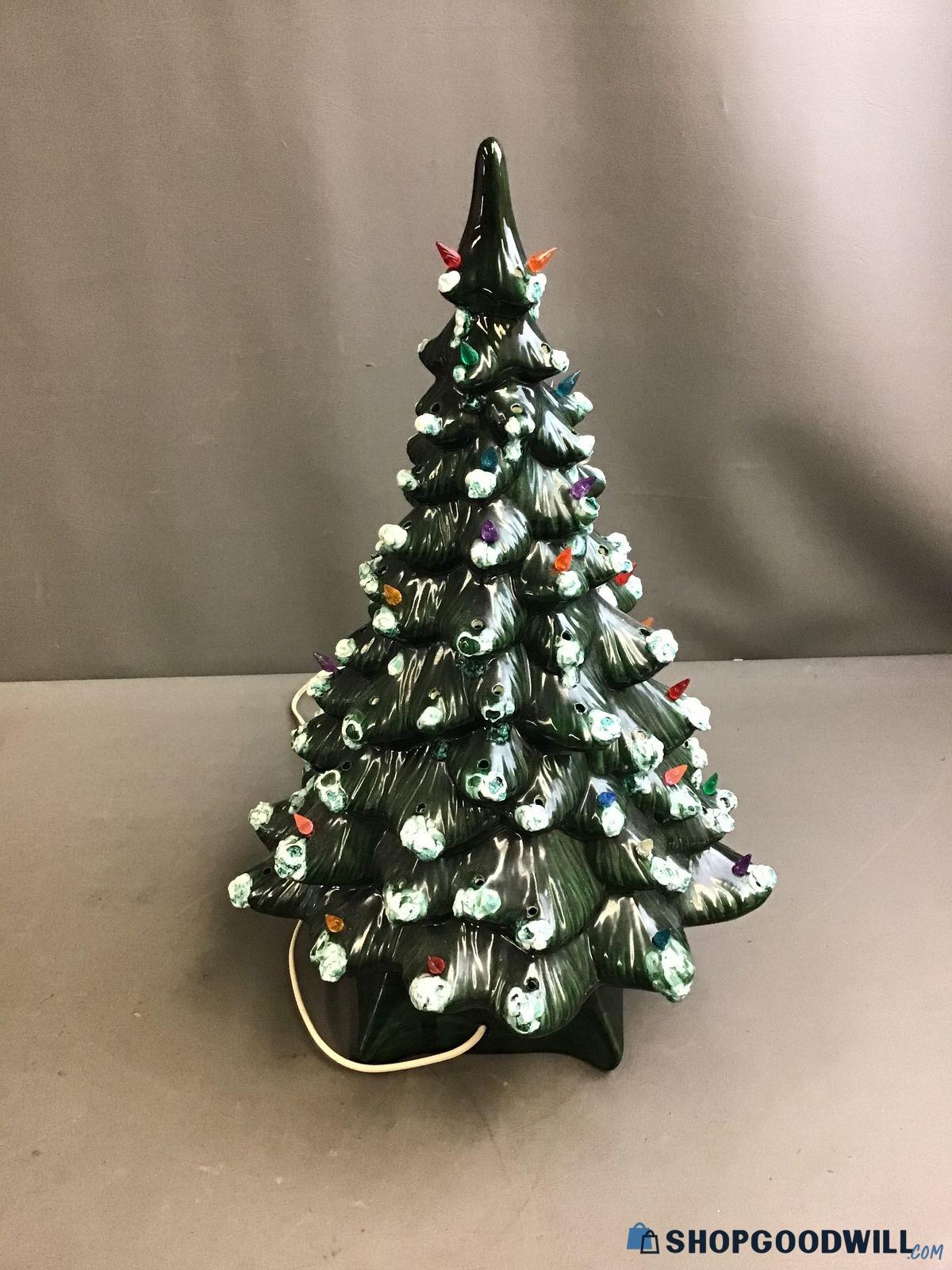 Holland Mold Ceramic Christmas Tree & Base - shopgoodwill.com