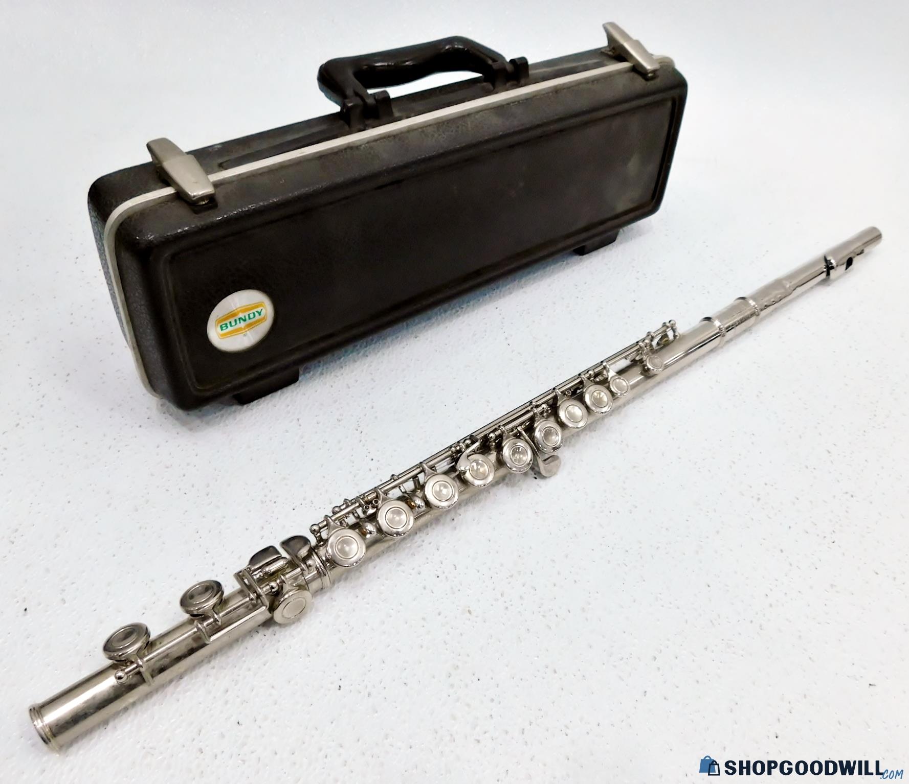 Bundy by Selmer Flute w/ Bundy Brand Hard Case - shopgoodwill.com