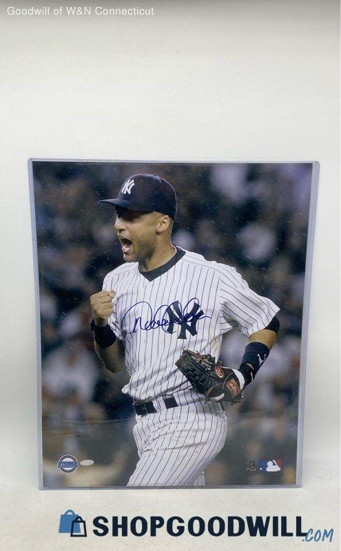 Signed Derek Jeter Poster | ShopGoodwill.com