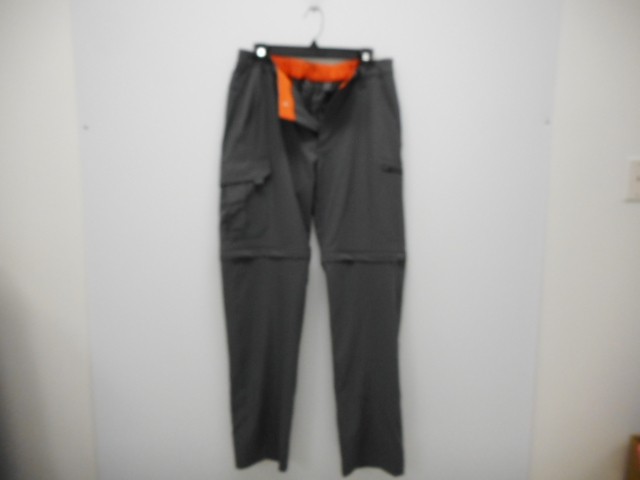 Flatwood Threads Men's Convertible Pants Size M - shopgoodwill.com