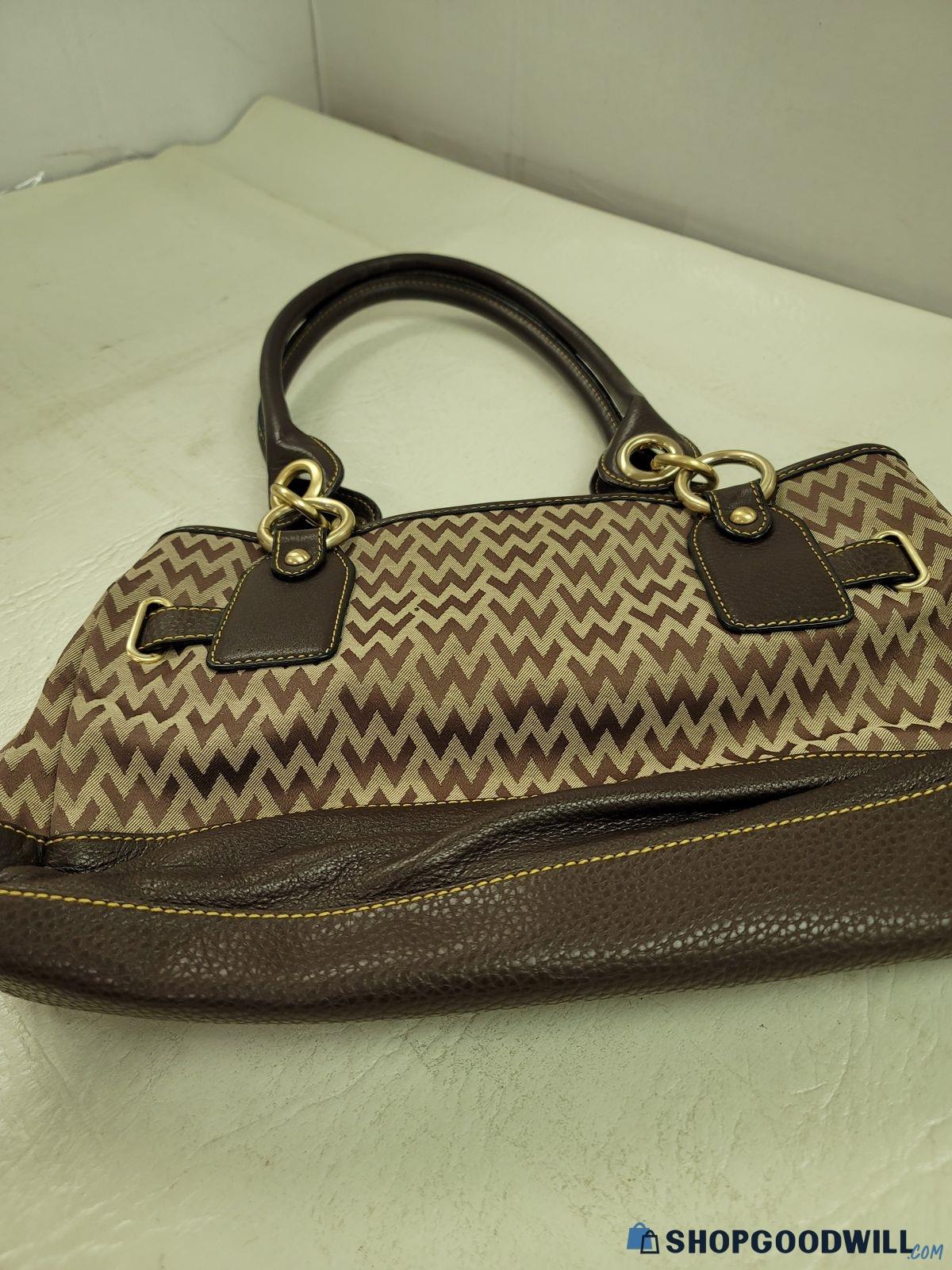 Beautiful Wilsons Leather Brand Zigzag Patterned Purse - shopgoodwill.com