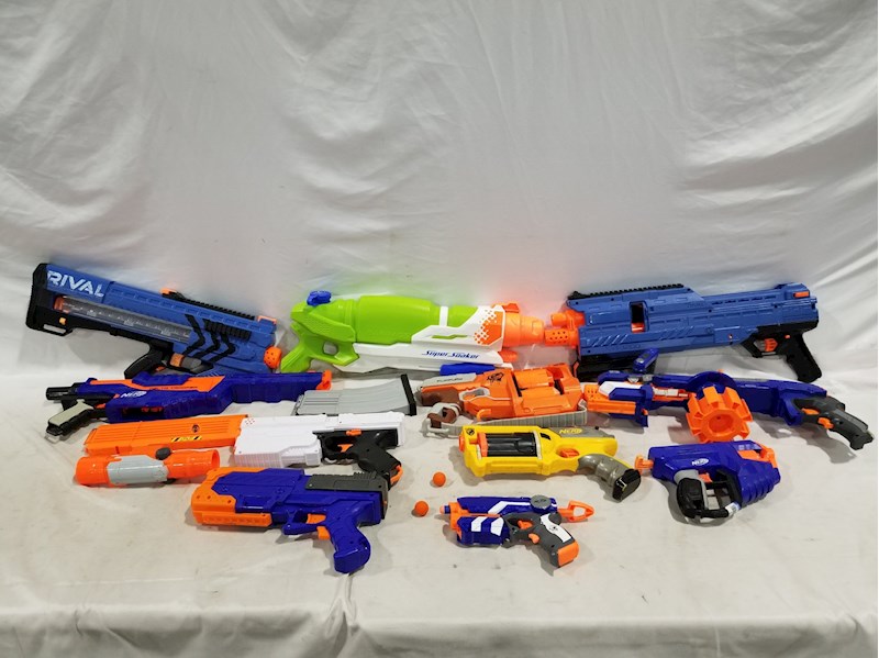 Nerf Guns And More - shopgoodwill.com