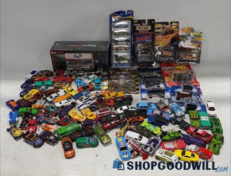 Lot Of Hot Wheels And More ShopGoodwill Com