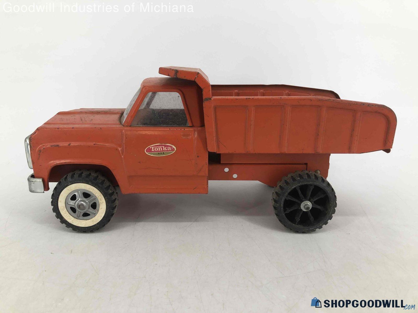 Tonka Metal Truck - shopgoodwill.com