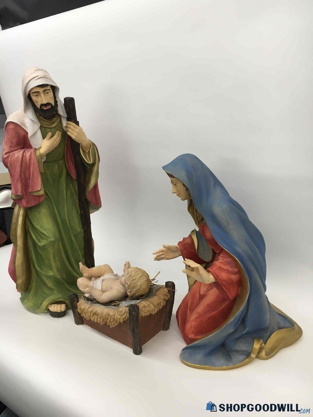 Mary, Joseph, and Baby Jesus Yard Nativity Set - shopgoodwill.com