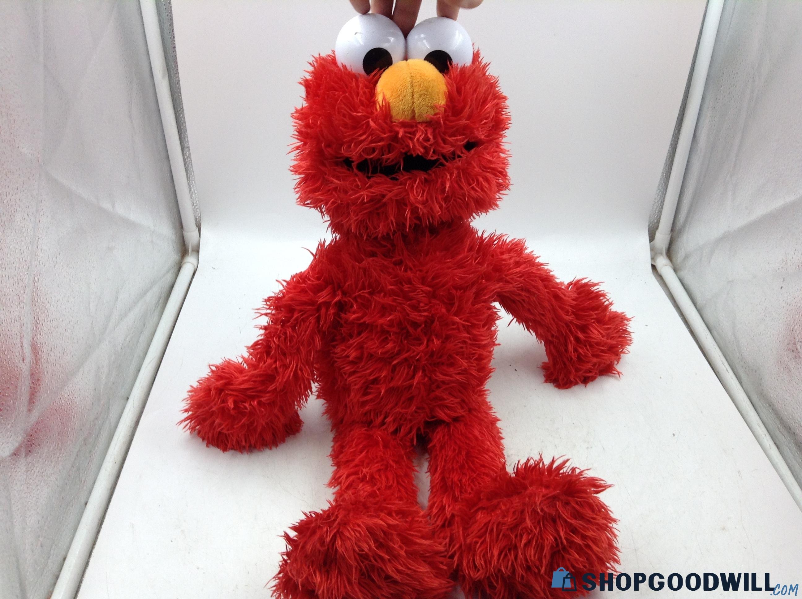 Hasbro Play All Day Elmo B1541 Talking Interactive Sesame Street 