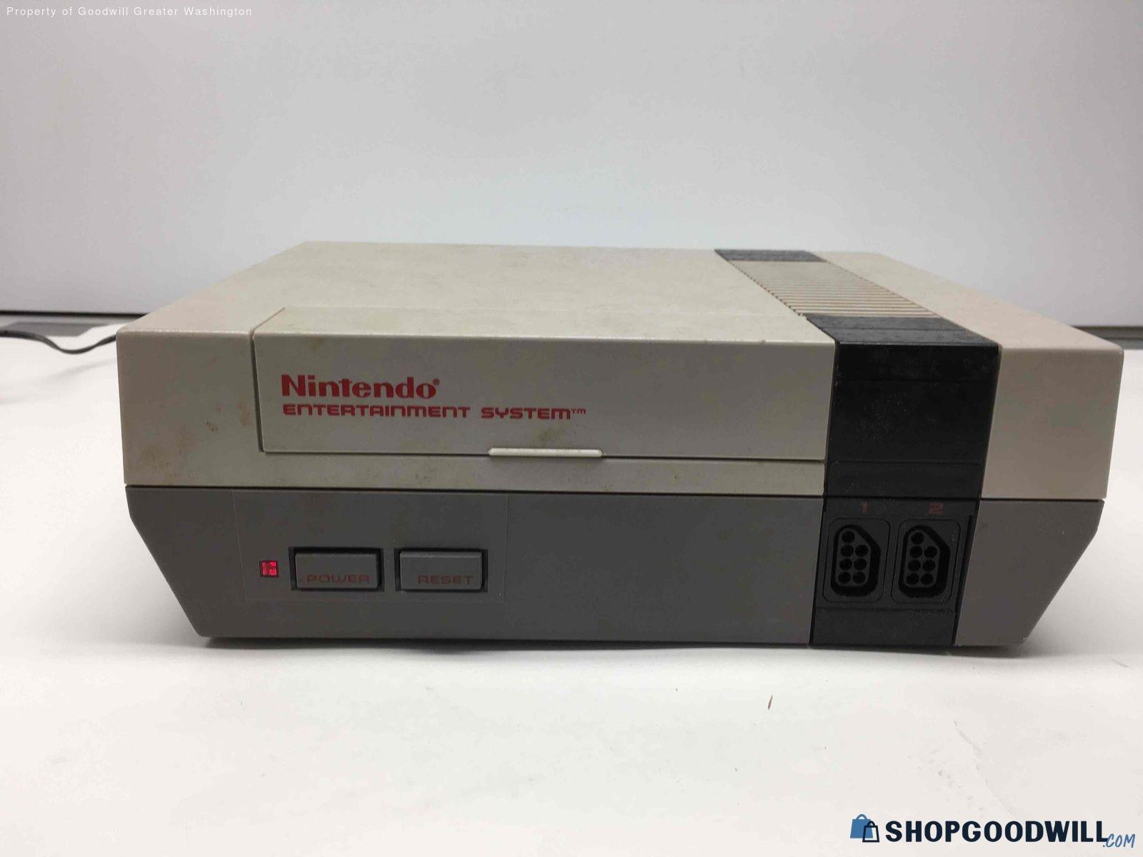 Nintedo Entertainment System Nes 001 Console - shopgoodwill.com