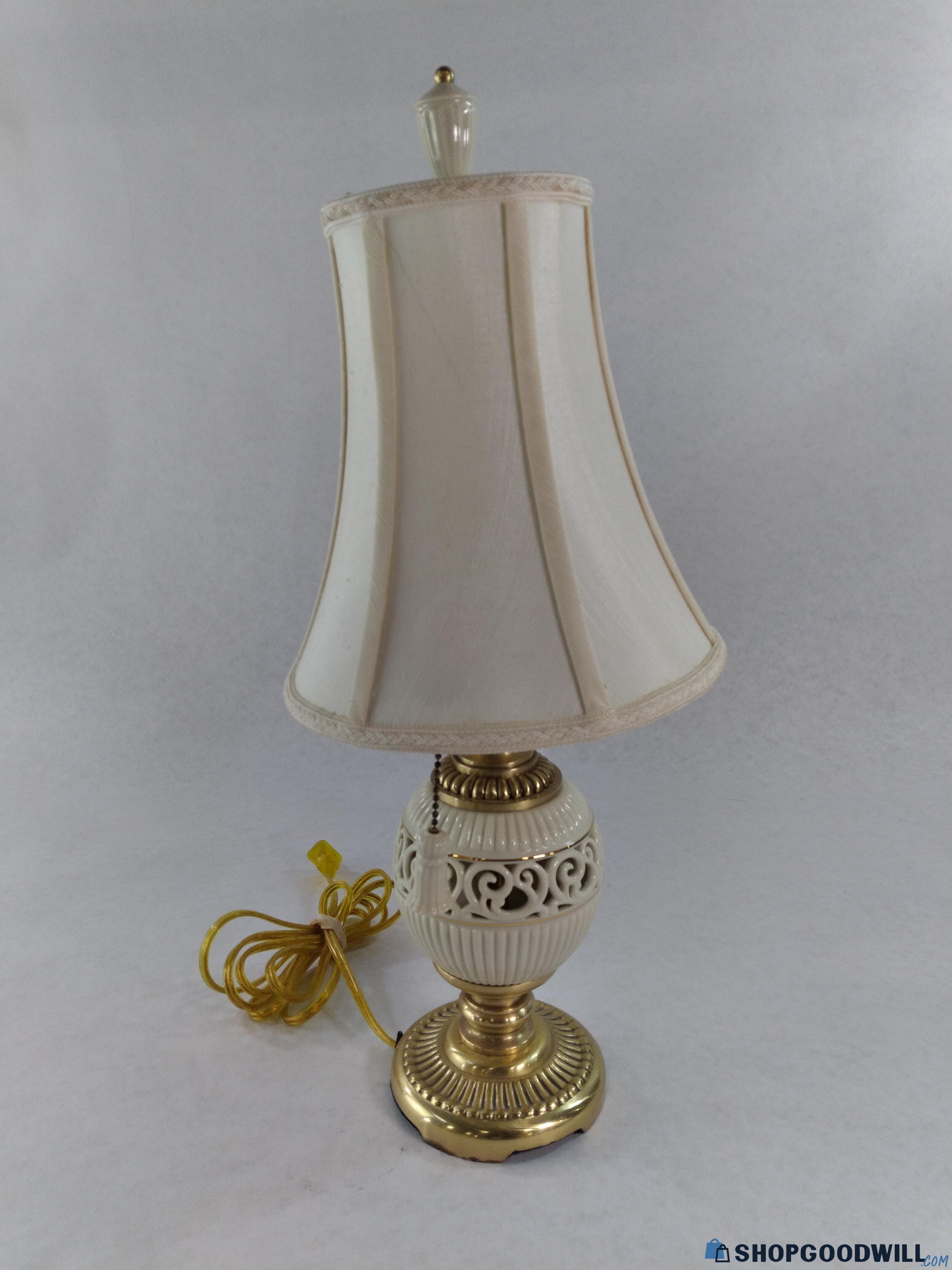 Lenox Quoizel Table Lamp | ShopGoodwill.com