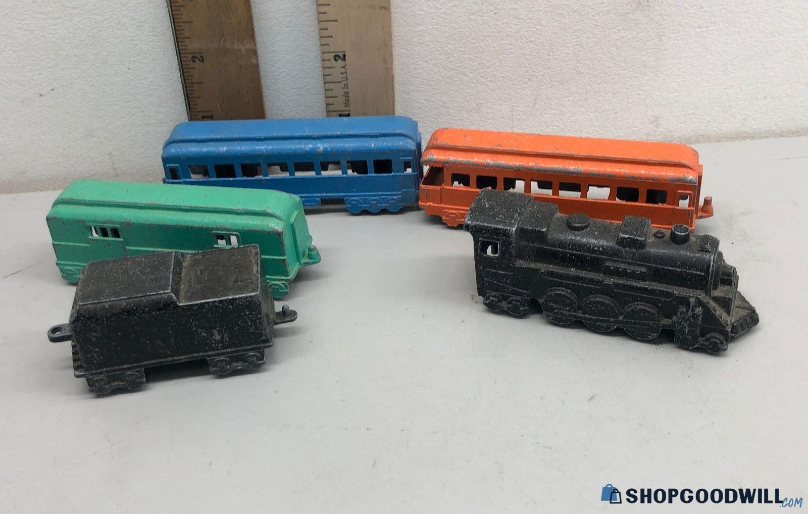 5 Vintage Midge Toys Friction Trains | ShopGoodwill.com